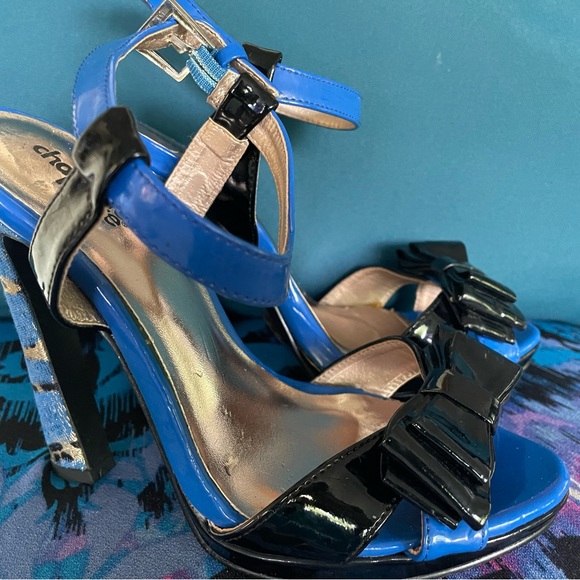 charlotte Russe Blue and Black Women's Bow Shoes accent cheetah heal - Picture 1 of 5